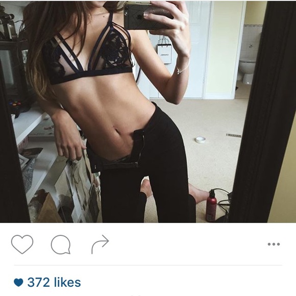 Black Lace Floral Bralette Black Lace Strappy Bra - Picture 2 of 4