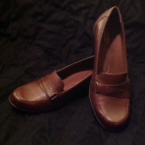 Clarks Bendables Ingalls Canal Brown Leather Pump