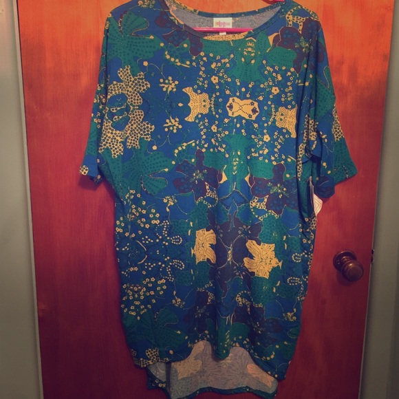 NWT LuLaRoe Irma - M