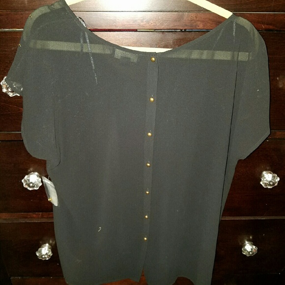 Woven Top - Picture 3 of 3