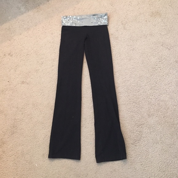 Victoria's Secret PINK yoga pants