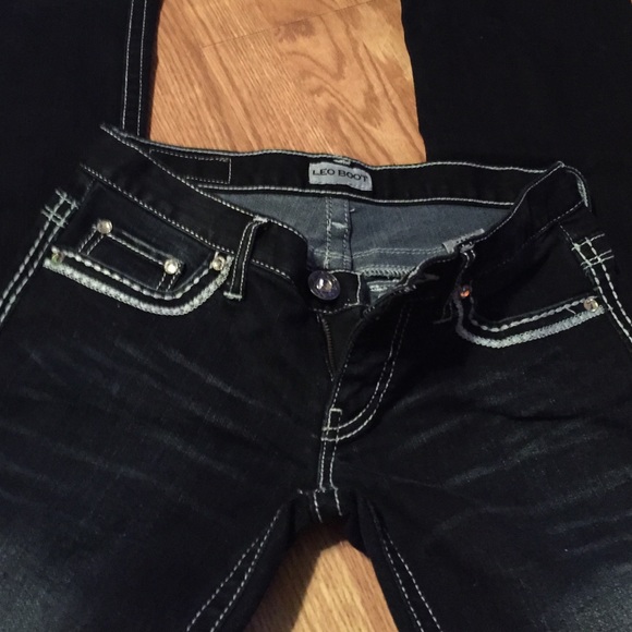 Buckle day trip leo boot cut
