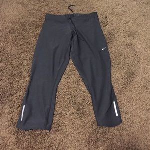 Grey nike crop leggings