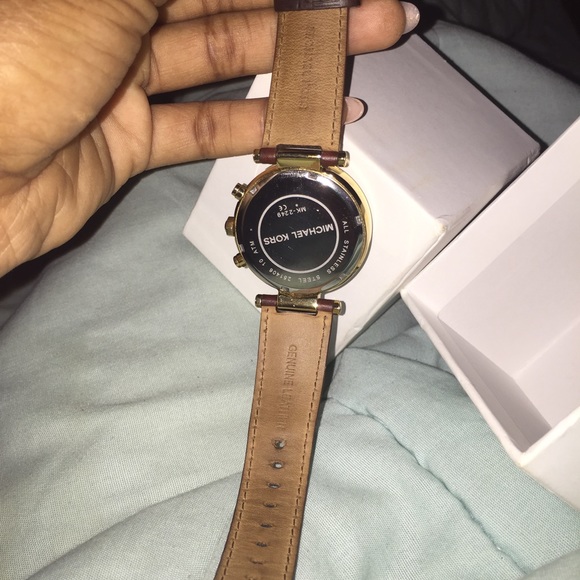 Michael Kors Monogram leather band watch - Picture 3 of 4