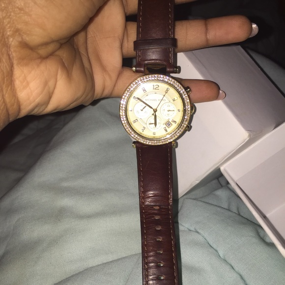 Michael Kors Monogram leather band watch - Picture 4 of 4