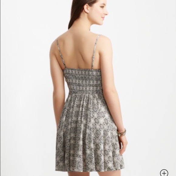 Pattern Dress - Picture 3 of 3