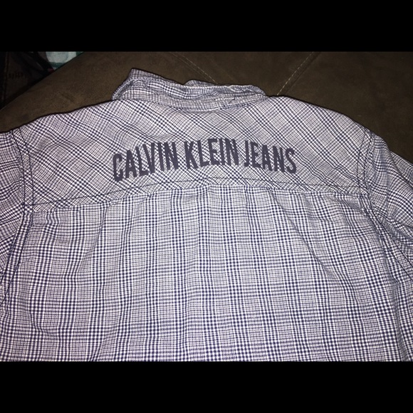 Boys 4t Calvin Klein button down - Picture 2 of 3