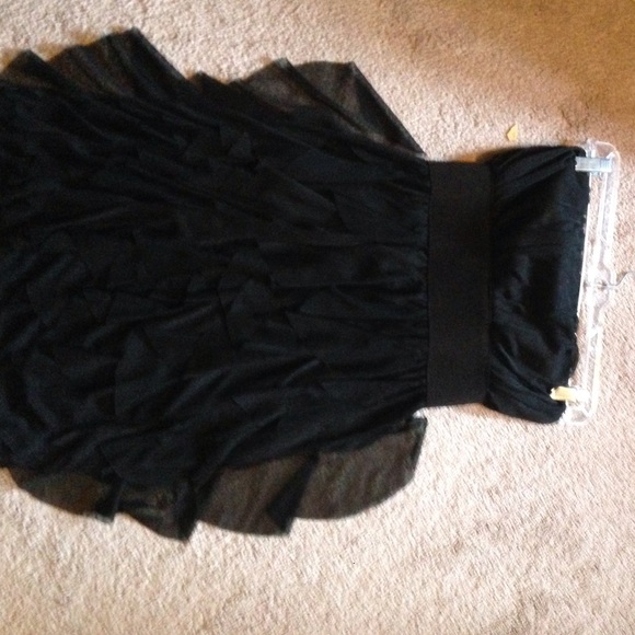 Black Strapless Formal Dress - Picture 1 of 3