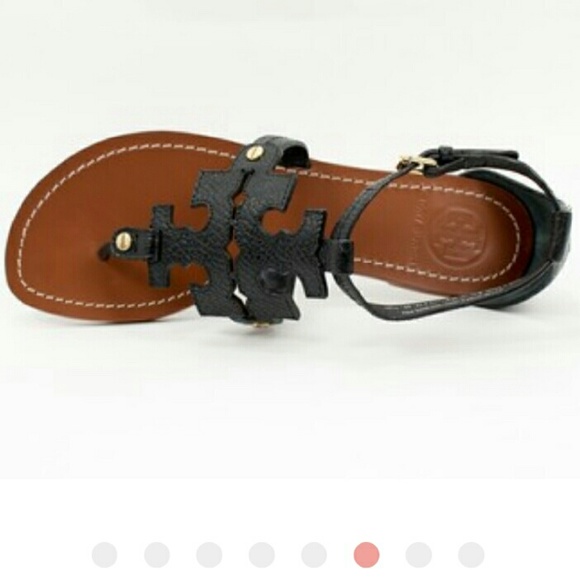 FINAL $ ⤵Tory Burch Black Gladiator Thong Sandal - Picture 2 of 4