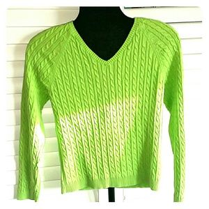 ⓂLime green knitted sweater