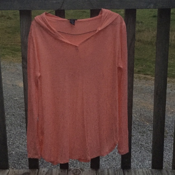 Thin coral shirt