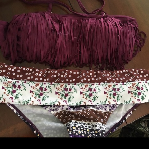 Fringe top bikini - Picture 1 of 2