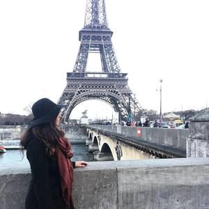 Meet your Posher, Kamellia