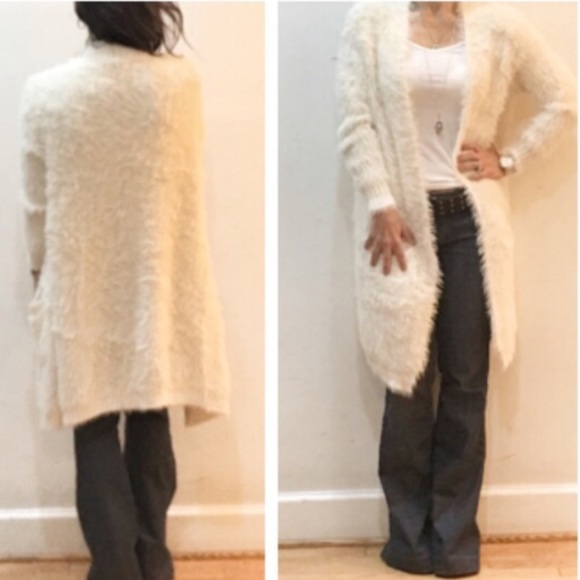 KATHY-Gorgeous Cream Ultra Soft Paris Cardigan - Picture 3 of 3