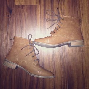 Brown Candies booties, size 10