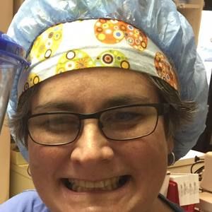 Meet your Posher, Lora