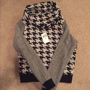 Lucky Brand Houndstooth Pullover