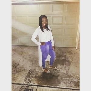 Meet your Posher, Maya