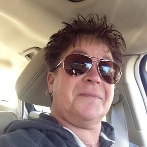 Meet your Posher, Deidra