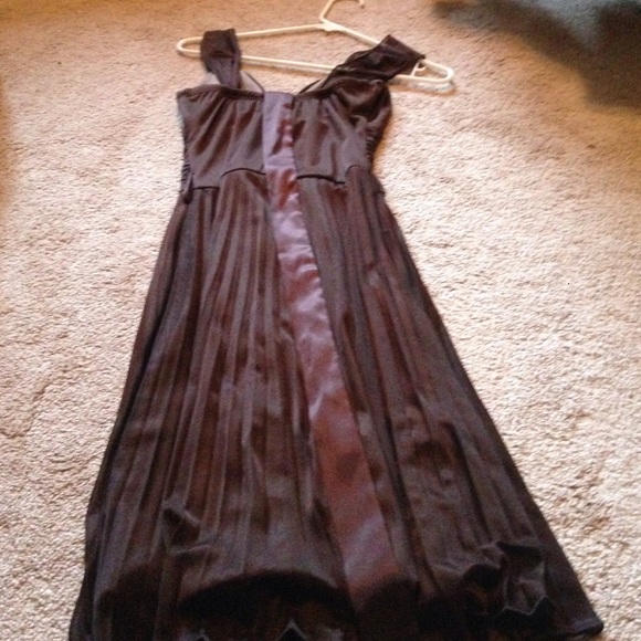 Brown Dress with Ribbon Belt - Picture 3 of 4