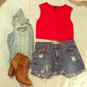 Cutoff Levis denim shorts