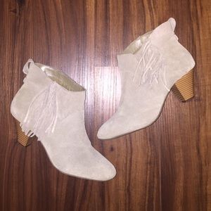 Tan fringe American Eagle booties, size 10