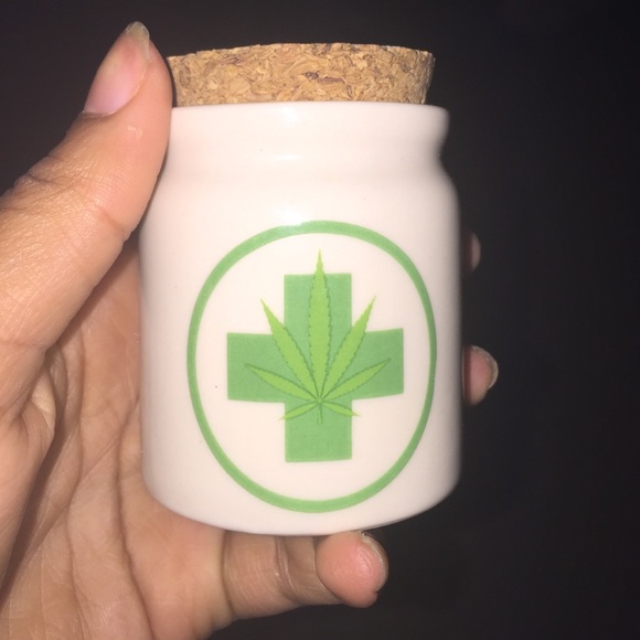 Herbal jar - Picture 1 of 2