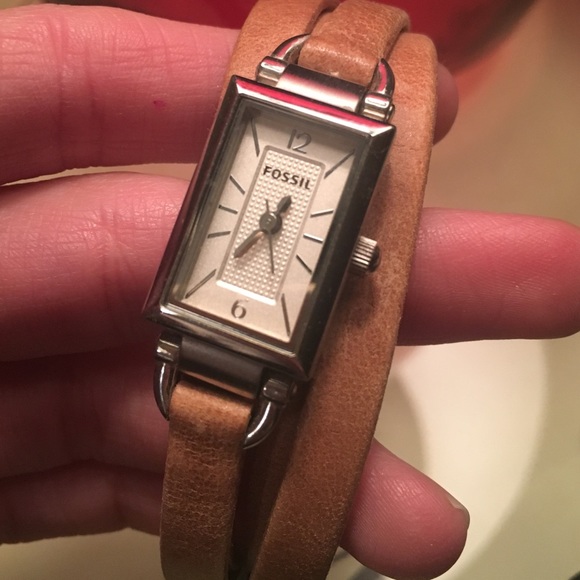 Fossil Stainless Steel Quartz Leather Band Watch - Picture 3 of 4