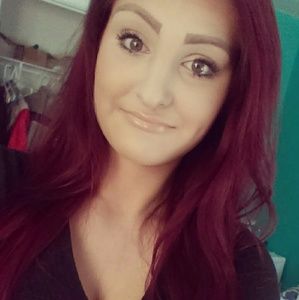 Meet your Posher, Katelyn