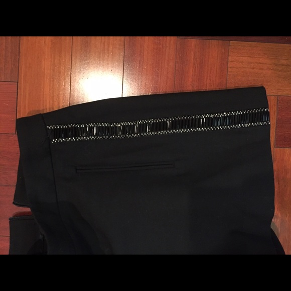 Zara shorts - Picture 3 of 4