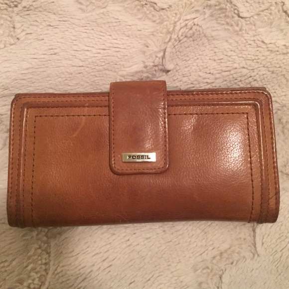 Brown Fossil wallet