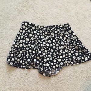 High wasteland flowy shorts