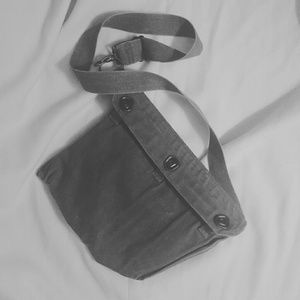 US ARMY Bags - |SALE|Vintage US Field Protective Mask Bag US ARMY Bags - |SALE|Vintage US Field Protective Mask Bag