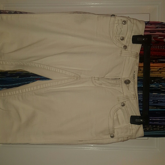 Jeans - Picture 2 of 3