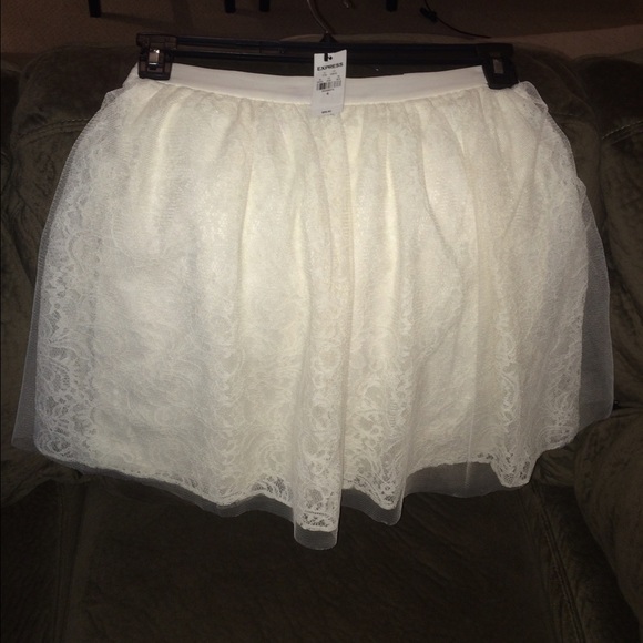 NWT Express Skirt