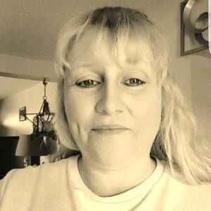 Meet your Posher, Tina