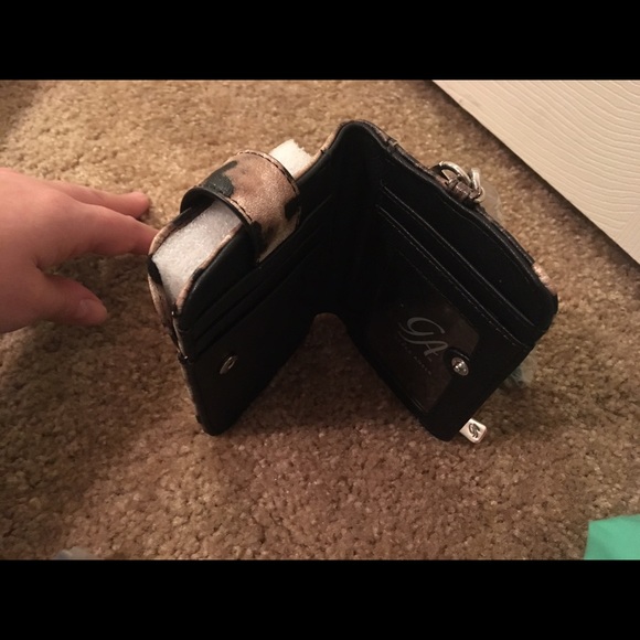 🎉🎉NWT GRACE ADELE RETIRED PRINT WRISTLET🎉🎉 - Picture 4 of 4