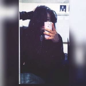 Meet your Posher, Melina