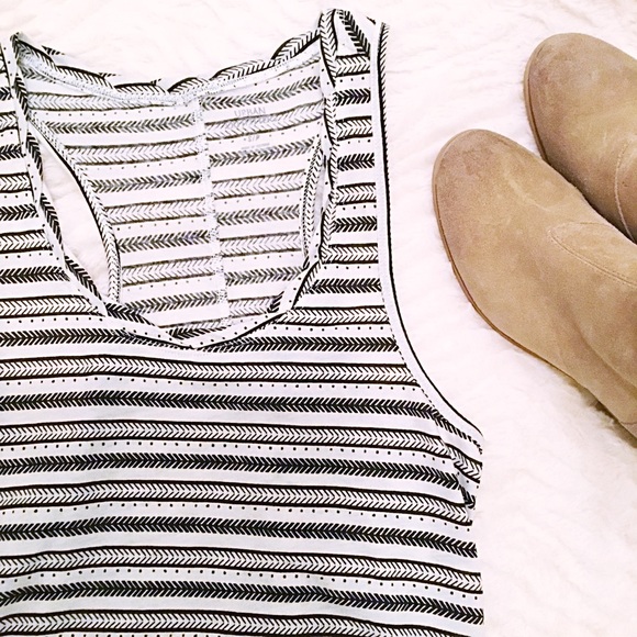 Urban Outfitters Tops - ❣SALE❣ Tribal Print Racerback Tank Top