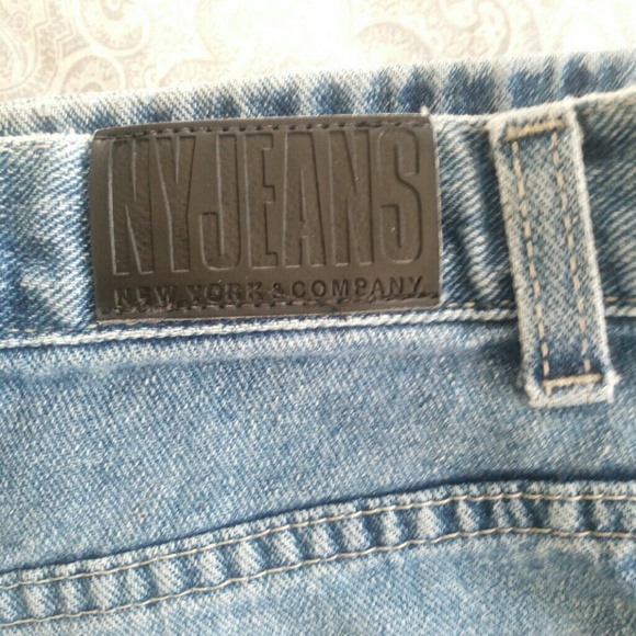 NY and Company NY Jeans faded blue mom jeans - Picture 2 of 5