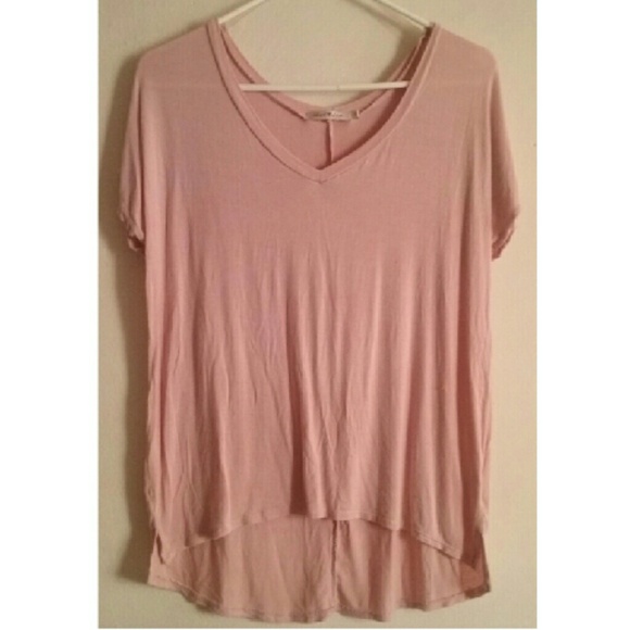 Pink V-neck tee - Picture 1 of 2