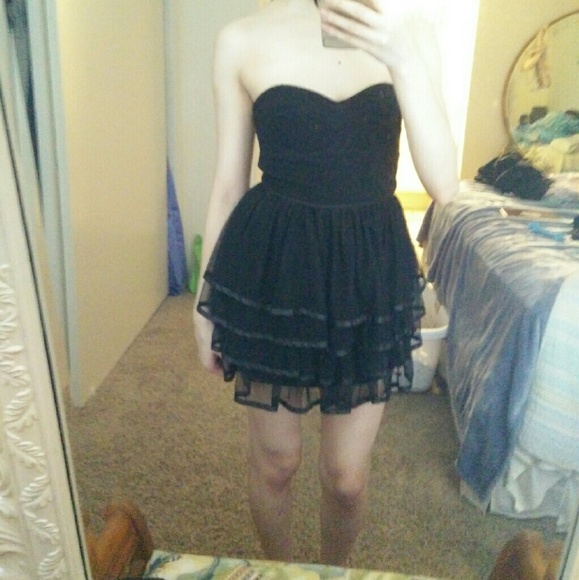 Forever 21 black dress