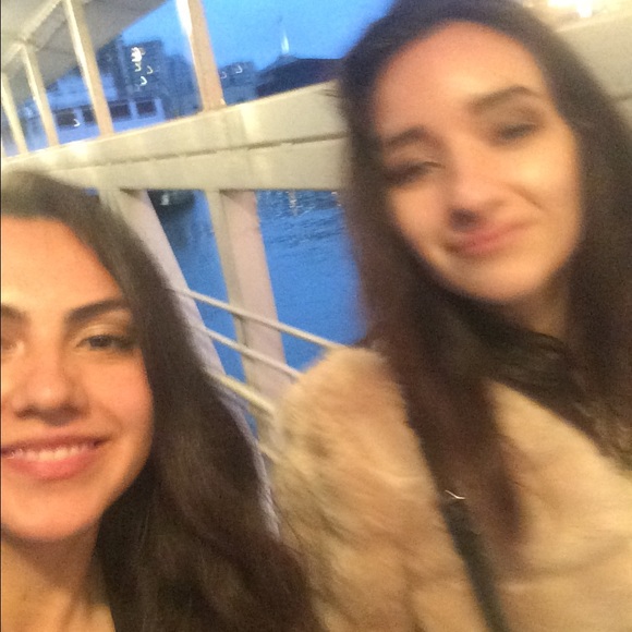 Meet your Posher, Samantha