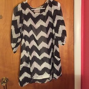 Black & white tunic