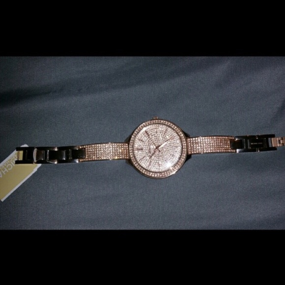 MK Rosegold Runway Glitz