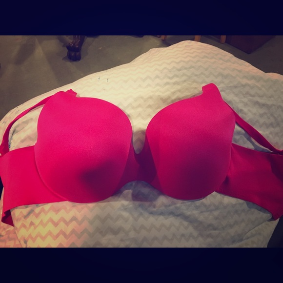 Victoria's Secret Other - Victoria's Secret 38DD Demi bra