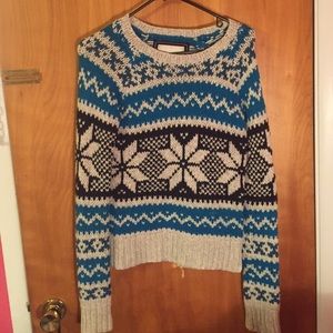 Cable knit AE sweater