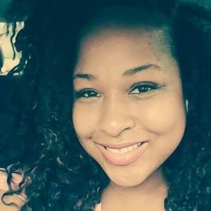 Meet your Posher, Regina