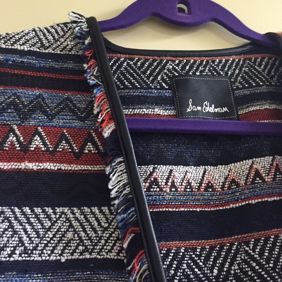 Sam Edelman tribal print cape. - Picture 3 of 4