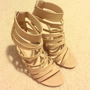 ❗️Reduced❗️Express Wedges!